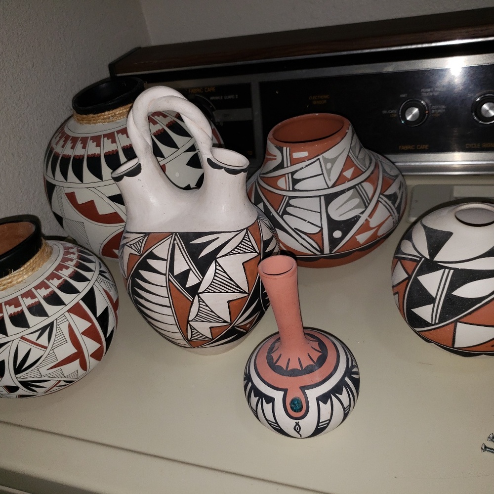 Ceramic Indian pottery